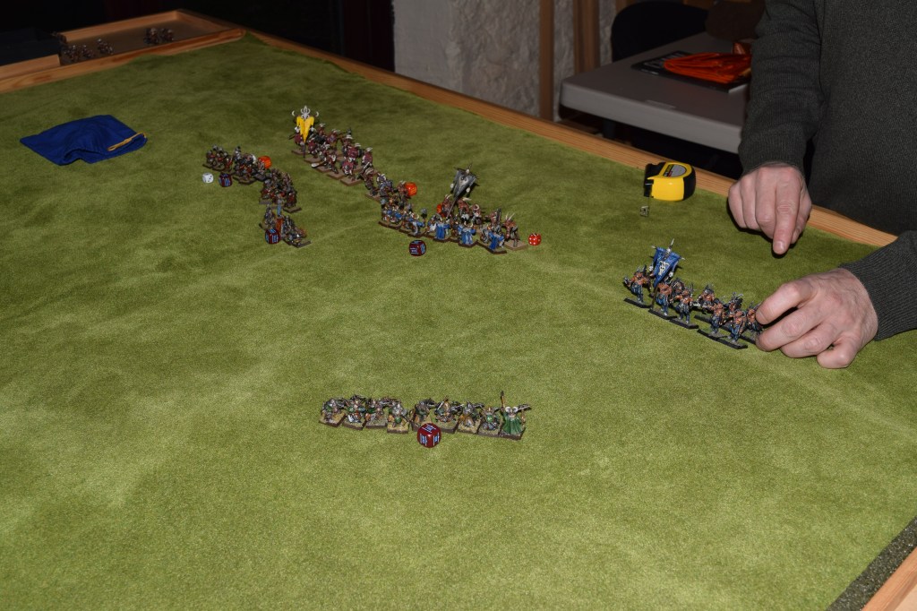 The Dwarfs push back the Beastmen