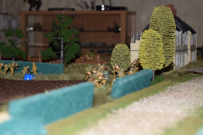 British Infantry advance - left flank