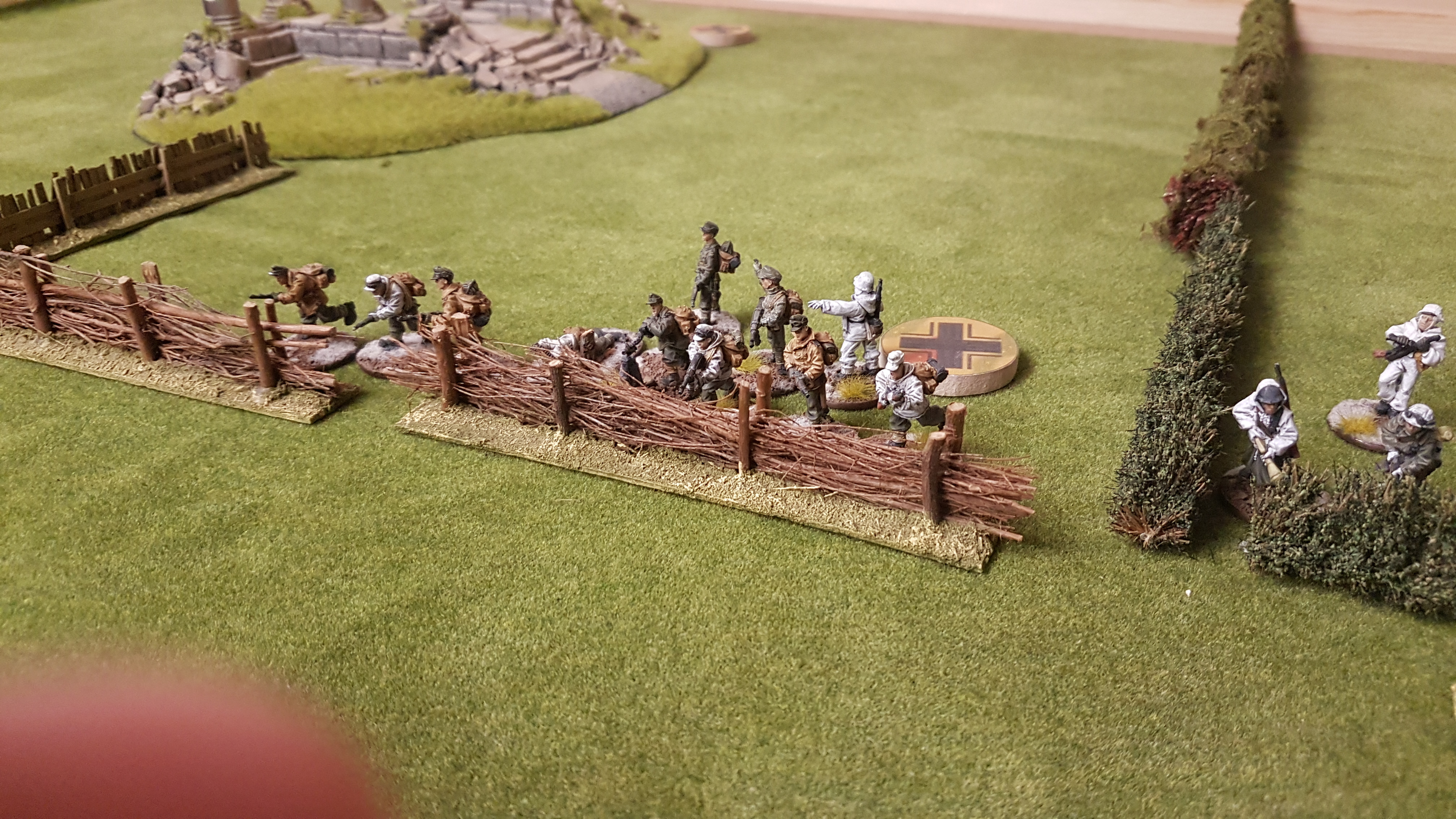 The German left flank holds and continues to return fire on the the British infantry opposite.